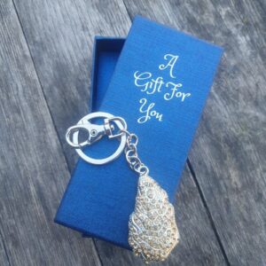 oyster gold keyring keychain boxed gift