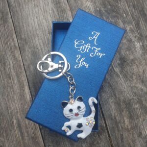 white cat keyring keychain cat lovers boxed gift